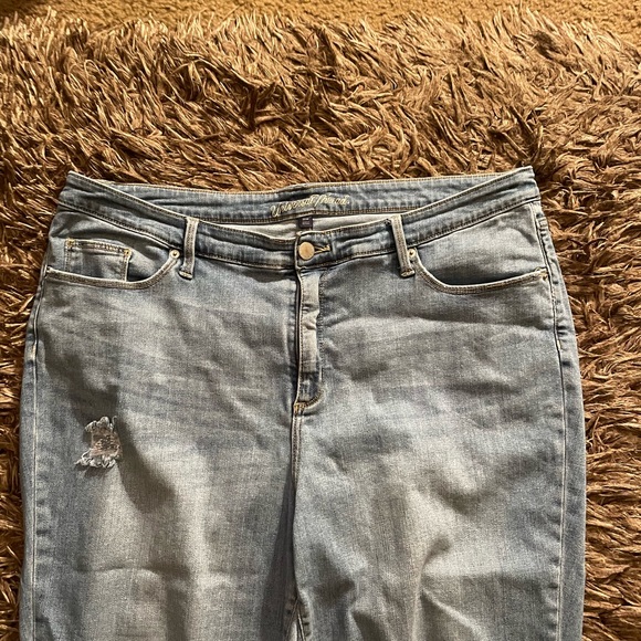 Universal Thread High Rise Straight Crop Distressed Jeans Size 20 W - Picture 6 of 10